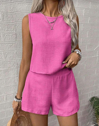 Casual vest and shorts