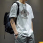 Short-sleeved T-shirts for men are loose and versatile
