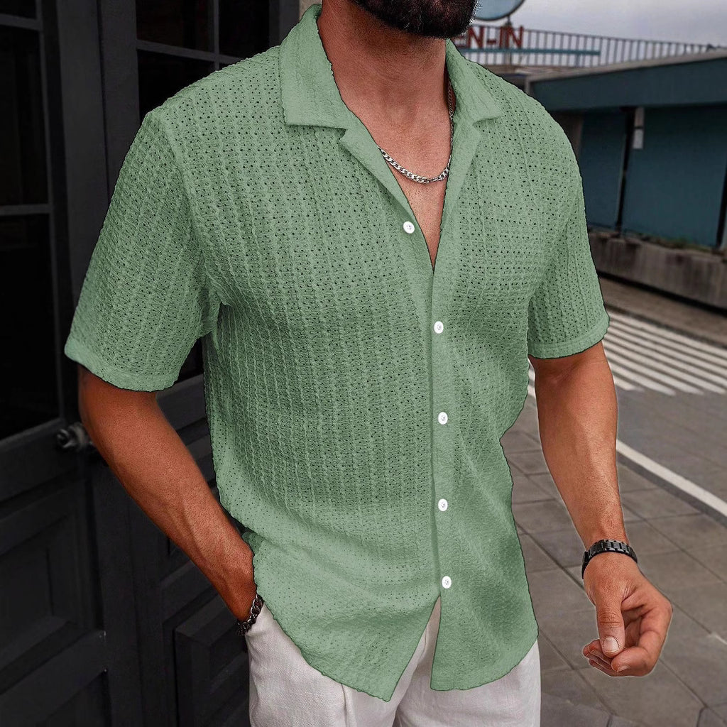 Collared short-sleeved casual shirt