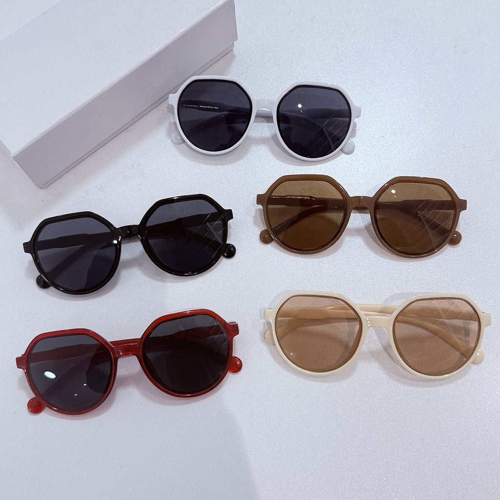 Retro Oval Frame Sunglasses with UV Protection