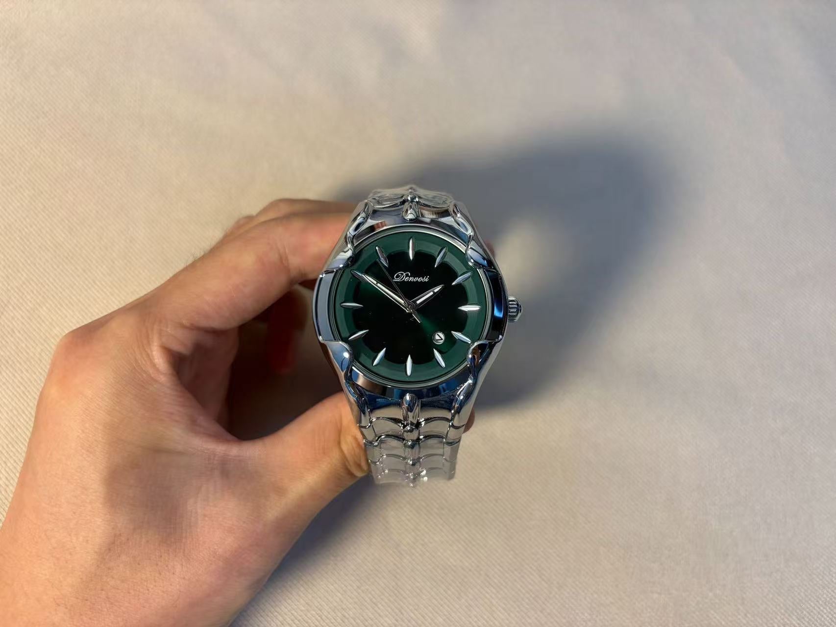 Men's Y2K Style Quartz Watch with Wormhole Dial