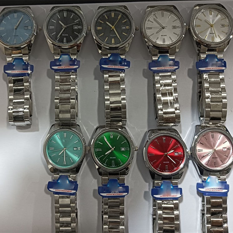 Minimalist Quartz Watch with Calendar