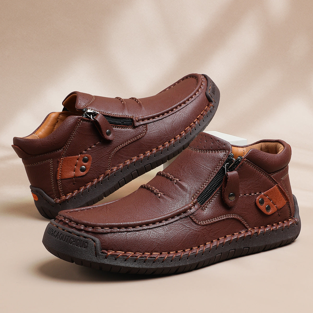 Men's casual shoes
