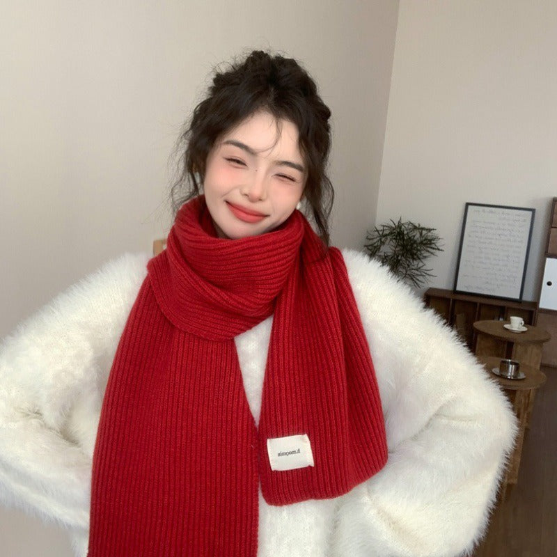Women's scarves that make you look fairer
