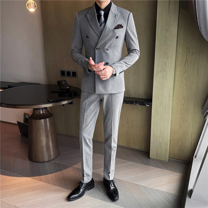 Suit suit
