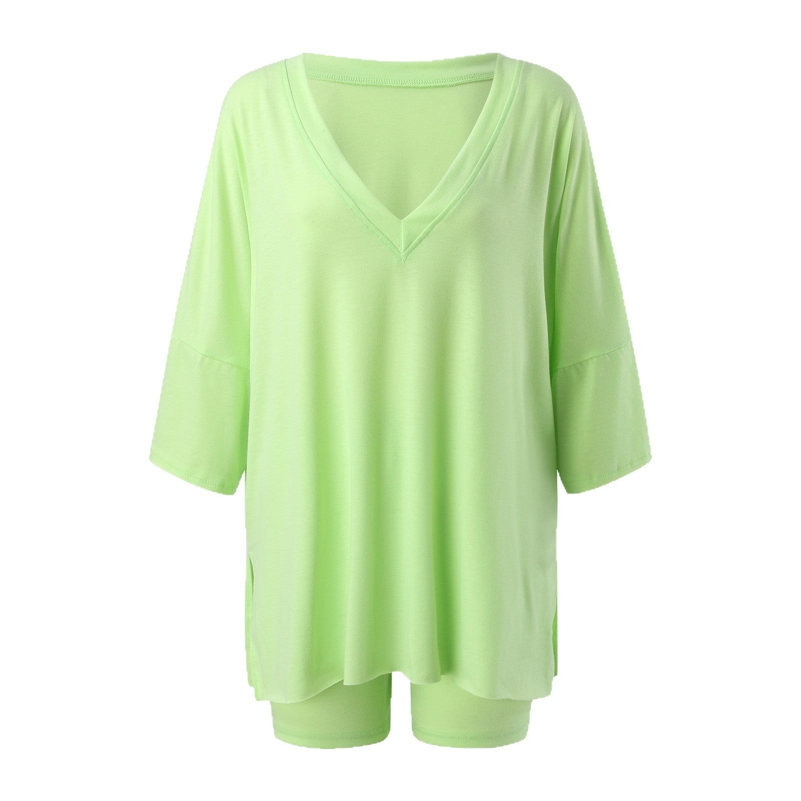 High-waisted, slimming short-sleeved shirts and shorts