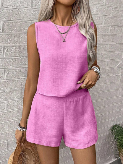 Casual vest and shorts