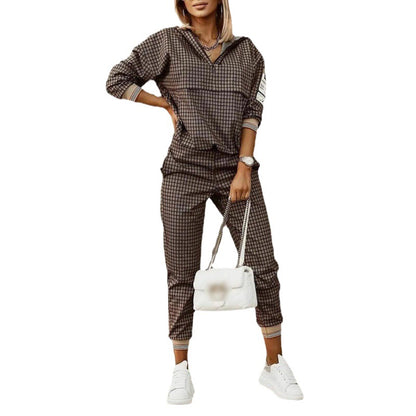 Printed long-sleeved shirts and trousers